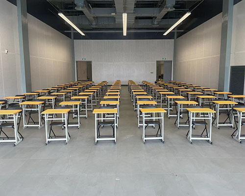 深圳学生桌椅活动现场案例图