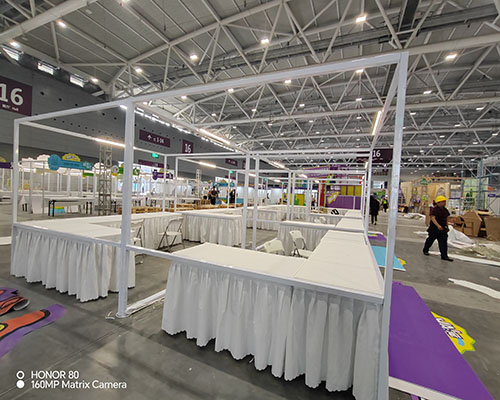 深圳桌椅沙发凳活动现场案例图